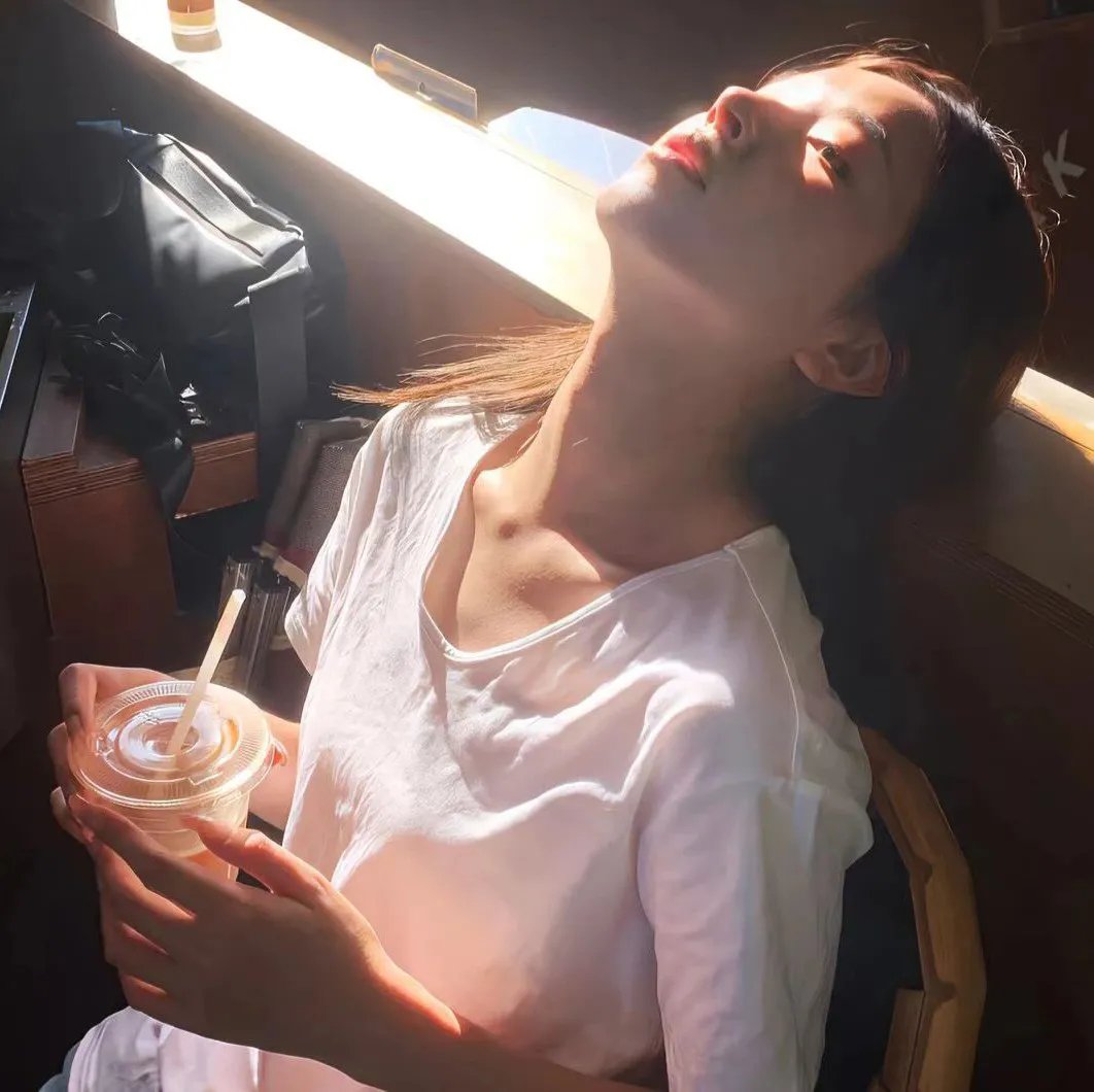 纪律如铁,柔情似水